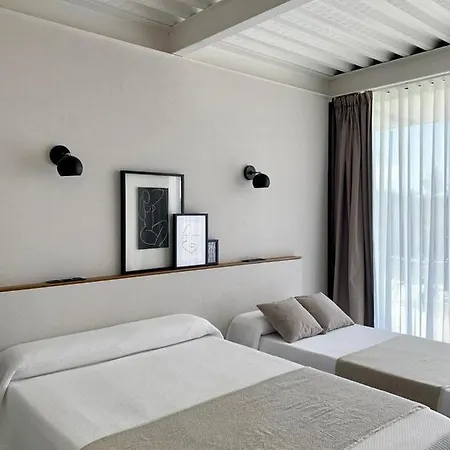 Villa De Diseno Con Piscina Privada Pastores