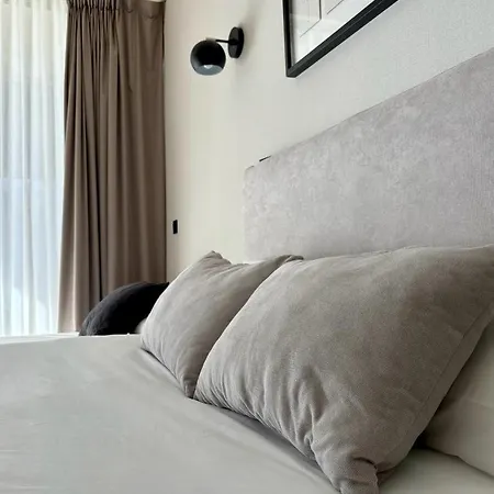 Villa De Diseno Con Piscina Privada Villa