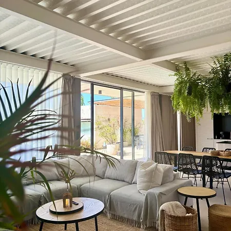 Villa Villa De Diseno Con Piscina Privada