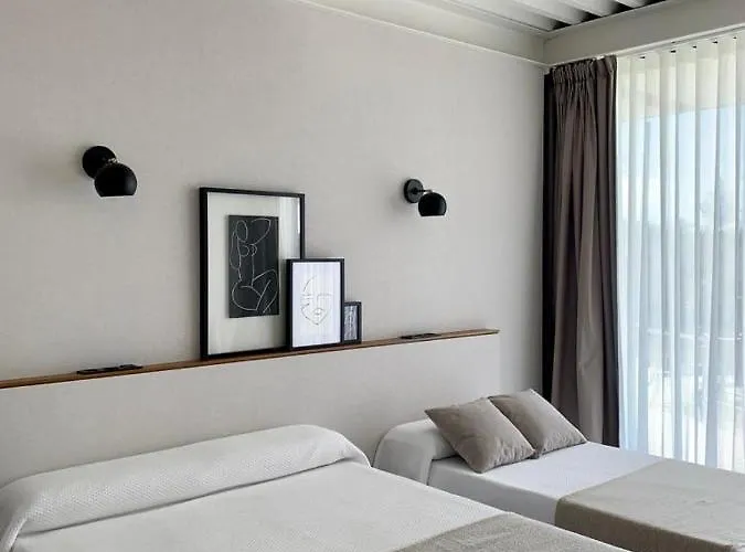 Villa De Diseno Con Piscina Privada Pastores