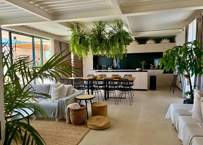 فيلة Villa De Diseno Con Piscina Privada Pastores