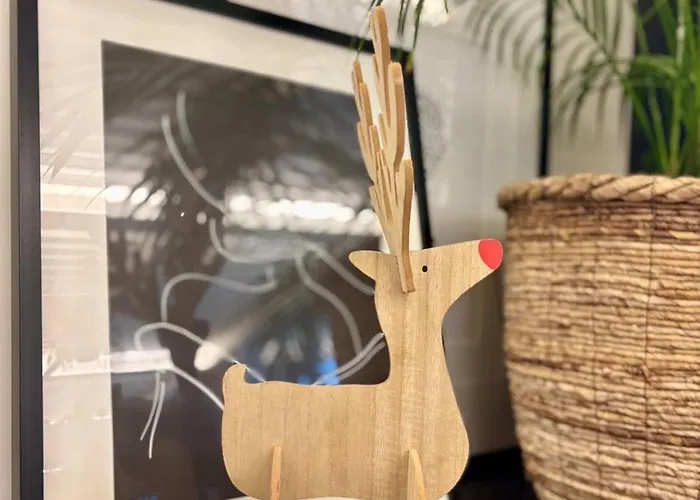 Villa De Diseno Con Piscina Privada * Pastores