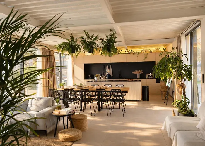 De Diseno Con Piscina Privada Villa *