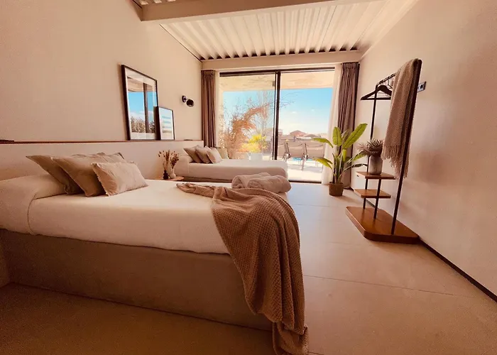 De Diseno Con Piscina Privada Villa Pastores